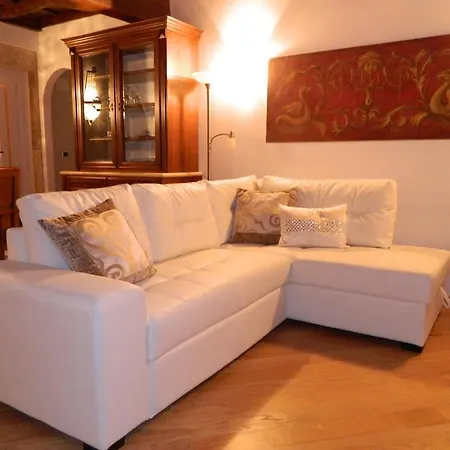 Home Suite Rome Apartment *