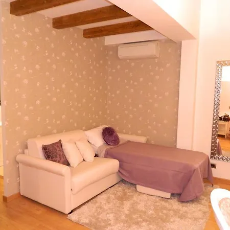 Home Suite Rome *