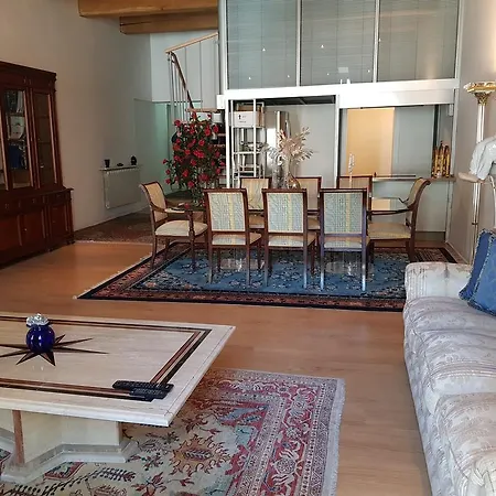 Home Suite Rome Apartamento *